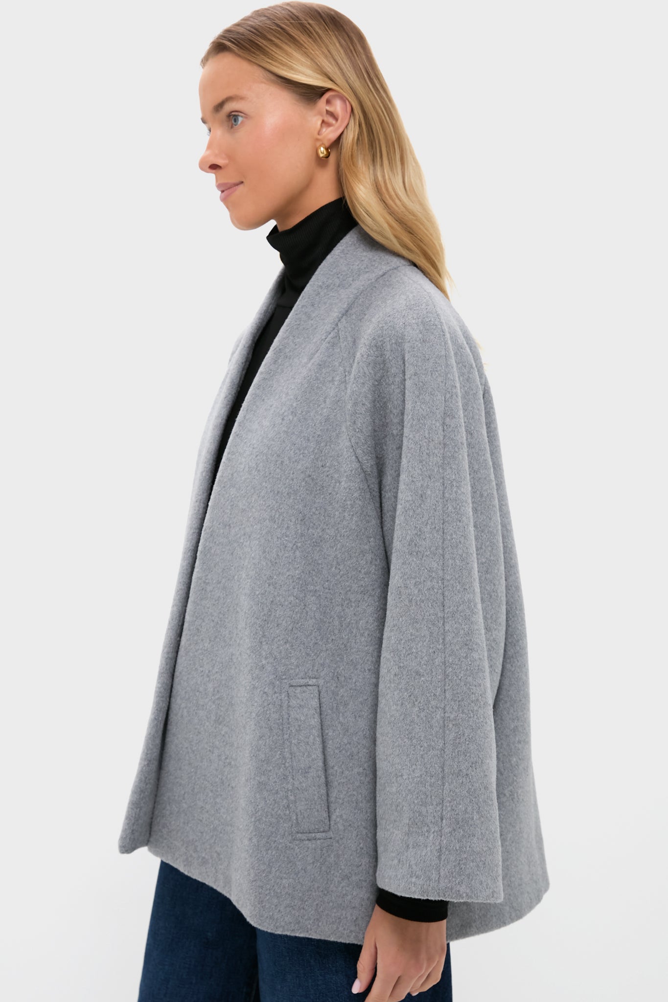 Gray Odelie Cape