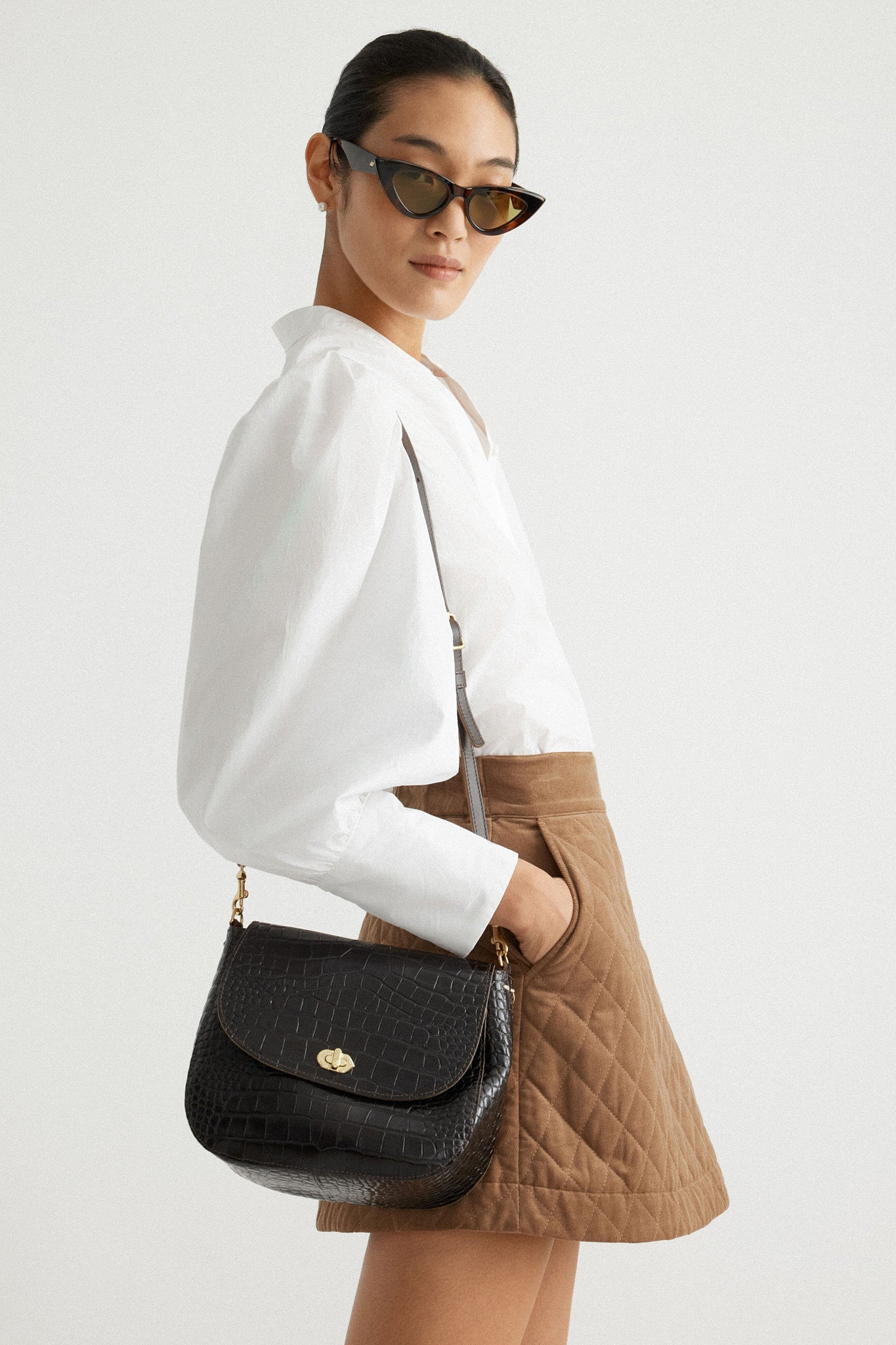 Kalamata Turnlock Louis Bag with Curb Chain Shortie Strap