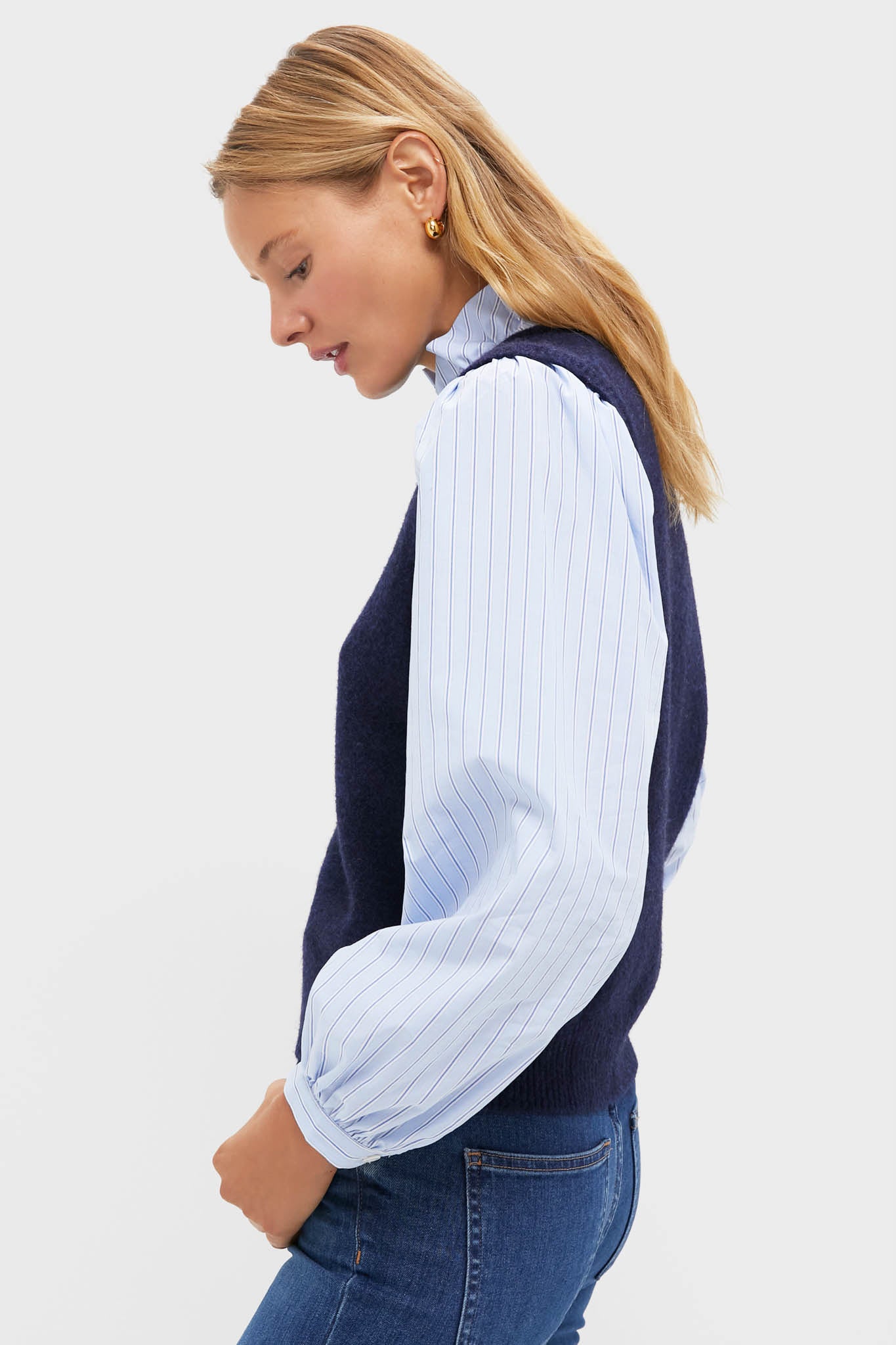 ella  ベスト　ブルー Navy Striped Ella Sweater Blouse | Tuckernuck