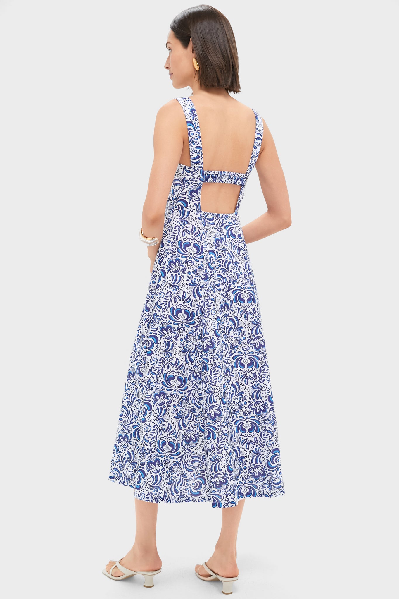 Blue Linen Floral Open Back Lawson Bustier Maxi Dress Hyacinth House Blue Linen Floral / M Blue Linen Floral Open Back Lawson Bustier Maxi Dress Hyacinth House Blue Linen Floral / M