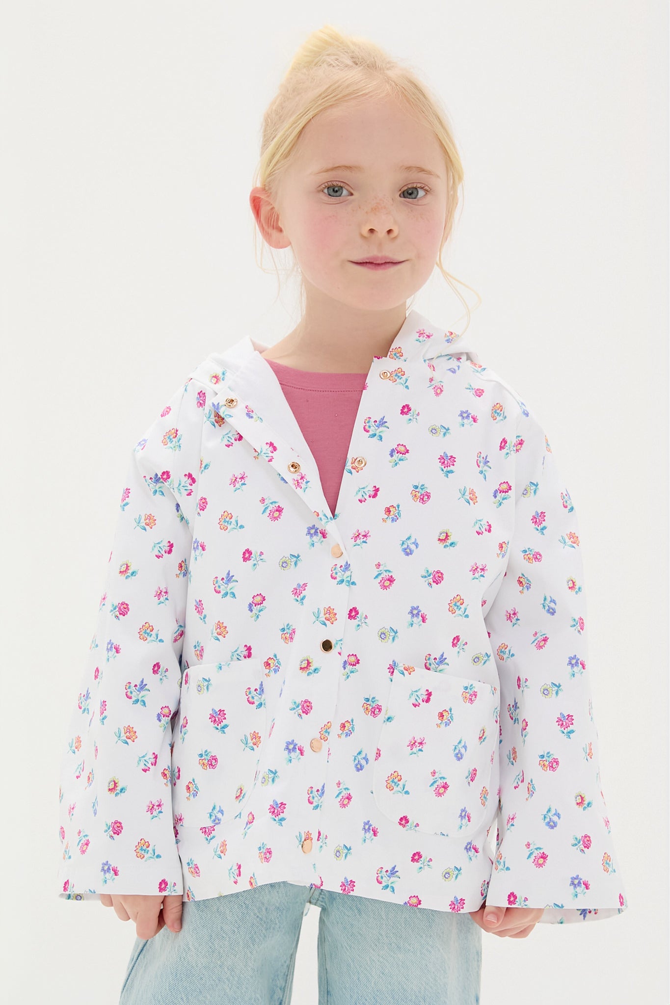 White Felicita Flowers Felvet Raincoat