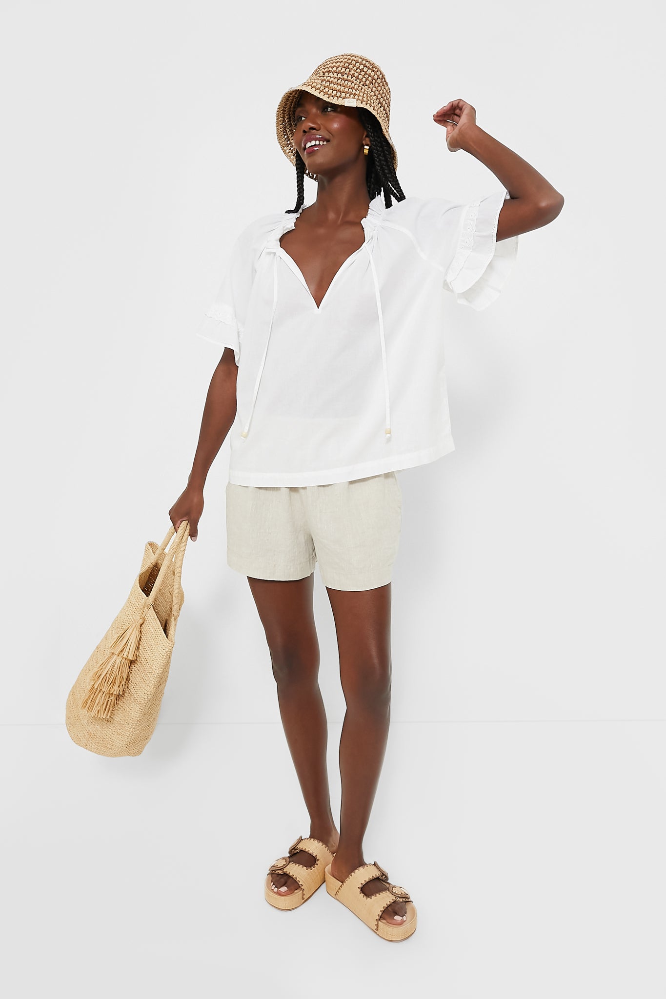 Natural Linen Elena Shorts | Tuckernuck