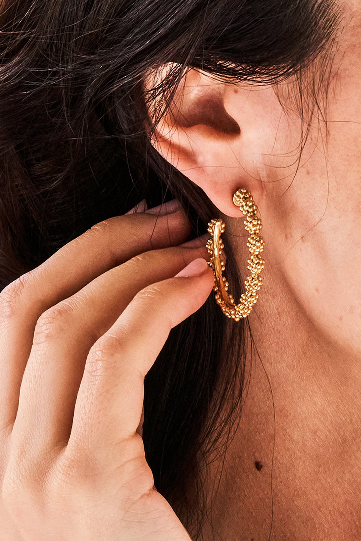 Gold Berry Icon Medium Hoop Earrings