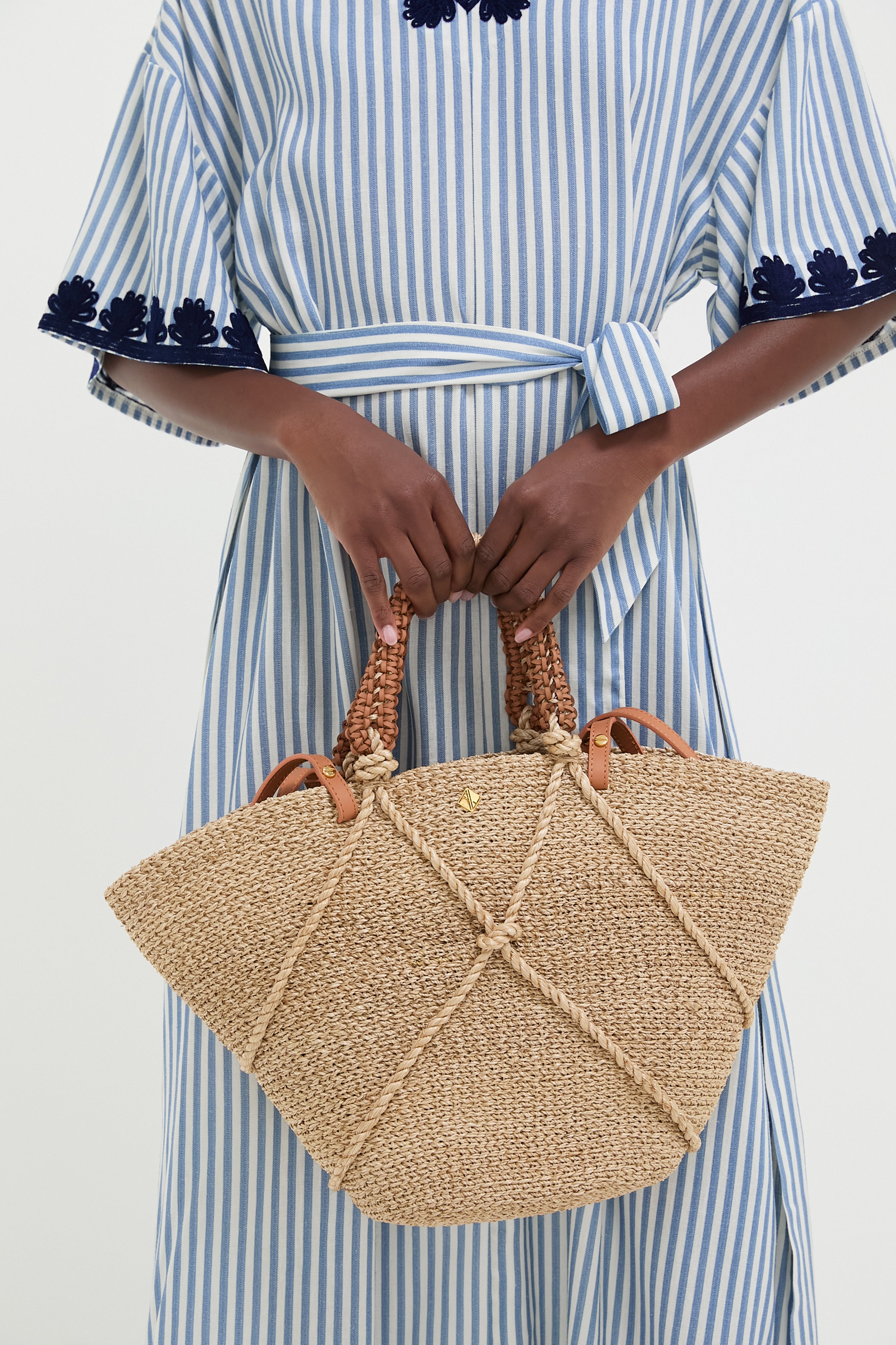 Natural Medium Corda Tote