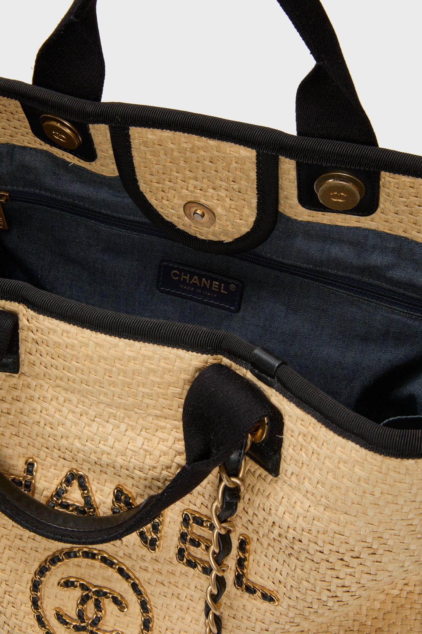 CHANEL Straw Raffia Deauville MM Tote Bag