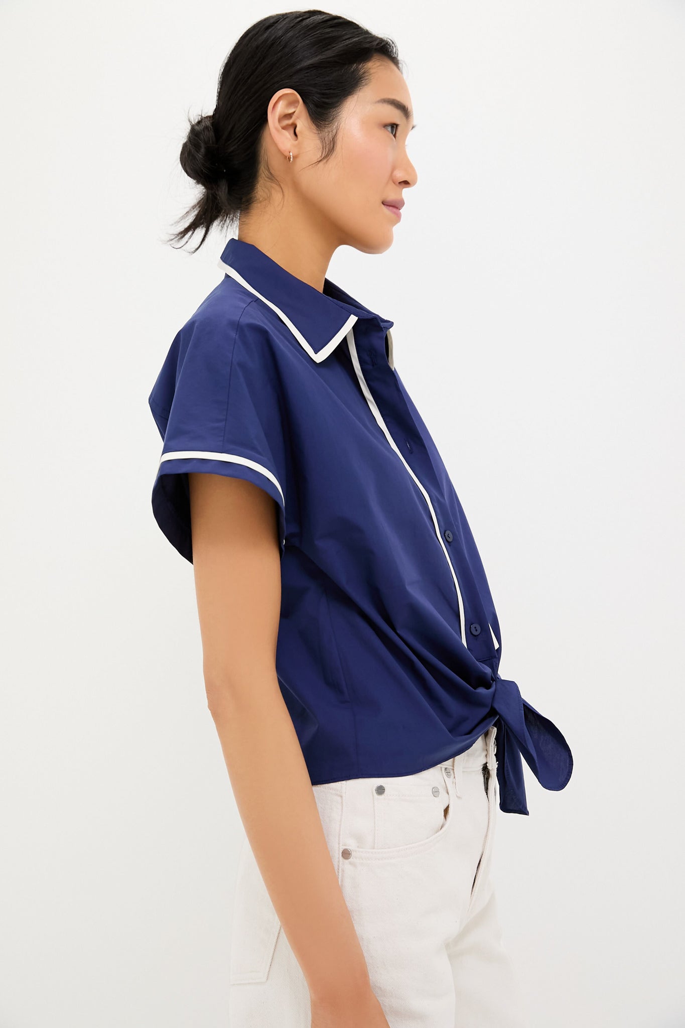 Navy and White Trimmed Connor Blouse | Tuckernuck
