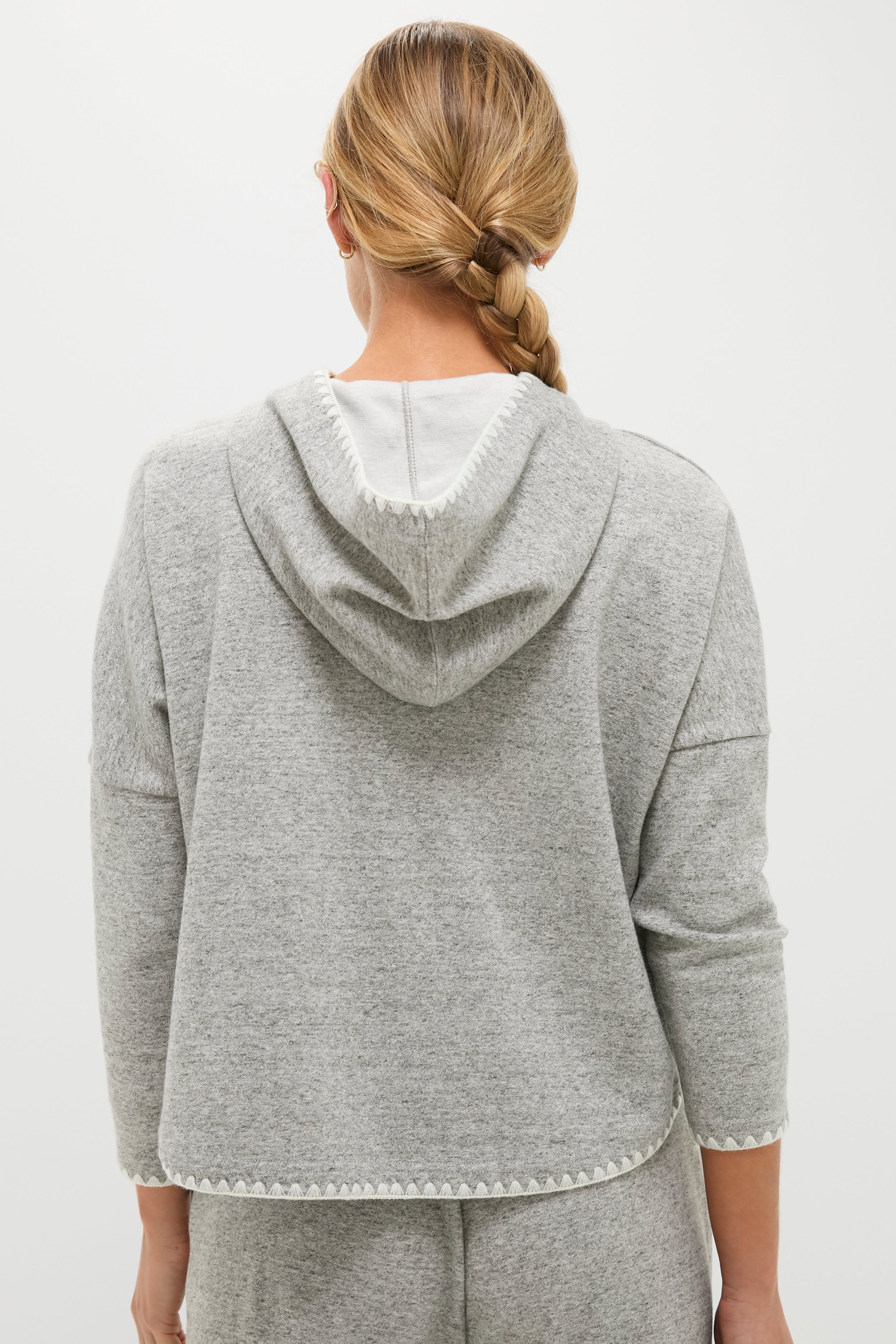Heather Gray Cropped Eden Sweatshirt | Tnuck Sport