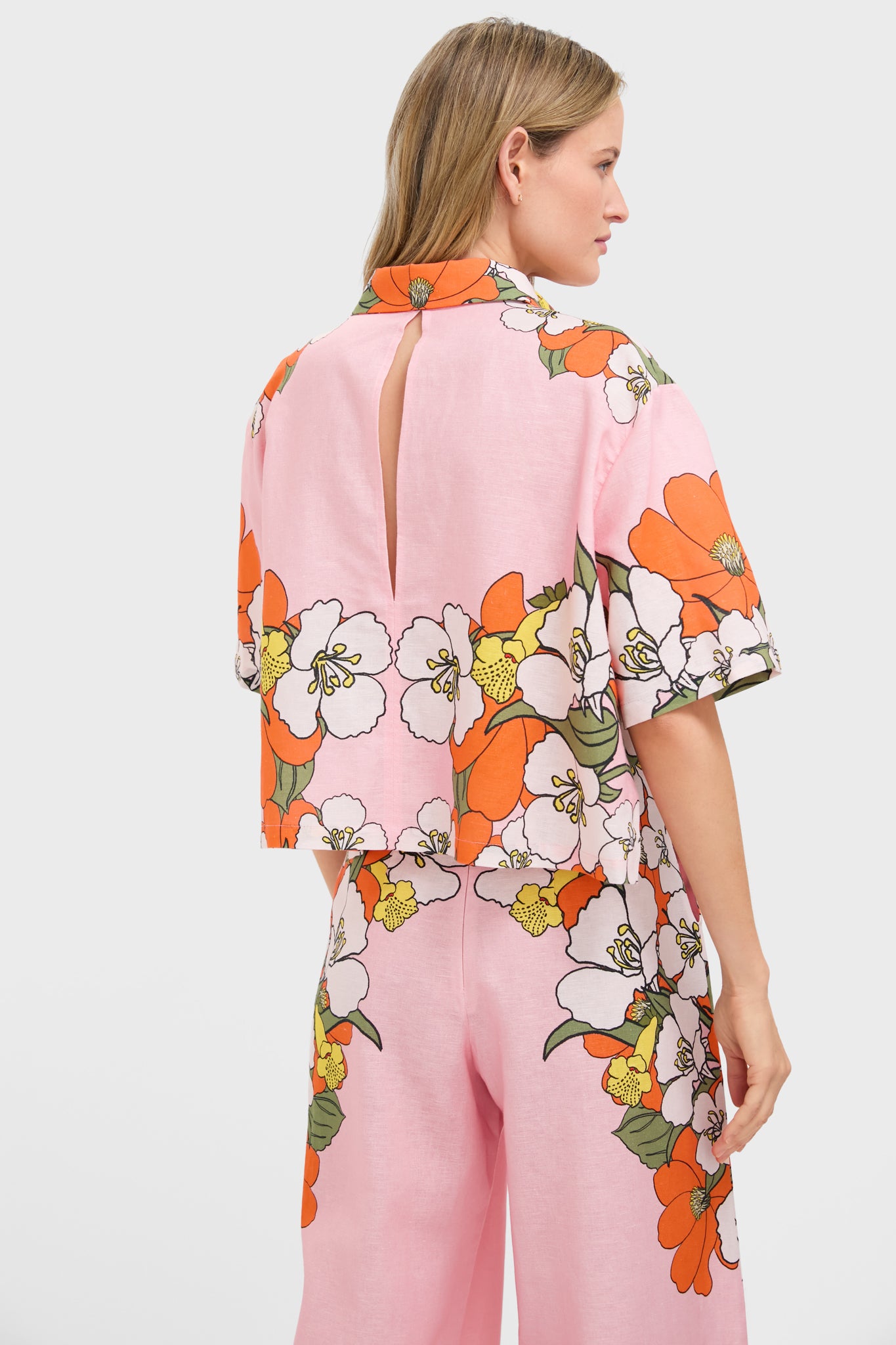 Omnishiro Alani Linen Top