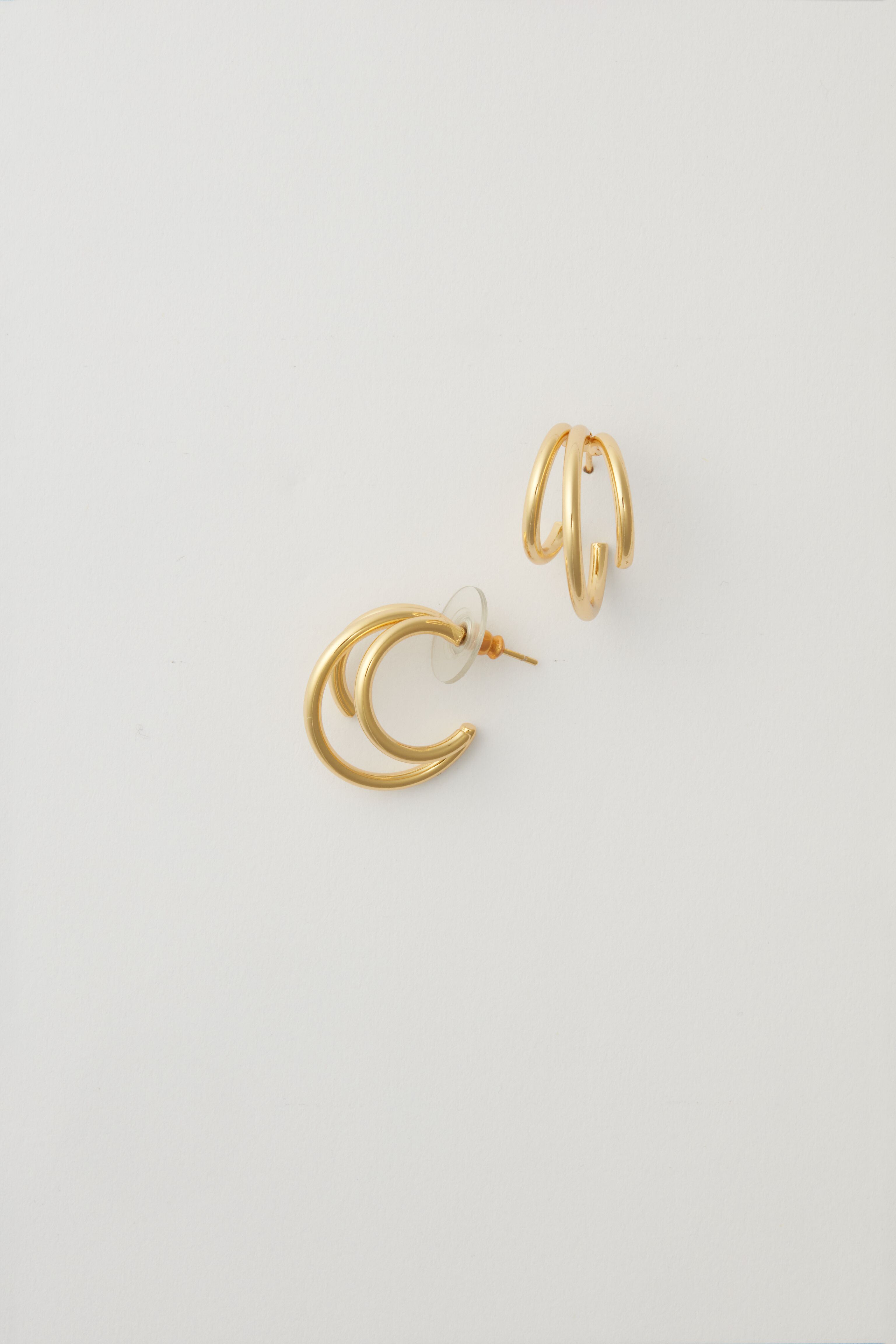 Gold Triple Threat Earring | Alexa Leigh | Tuckernuck