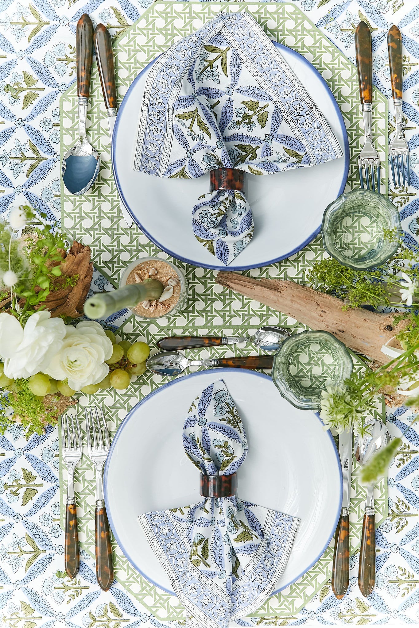 Hydrangea Blue Garden Trellis Napkins Set of 4