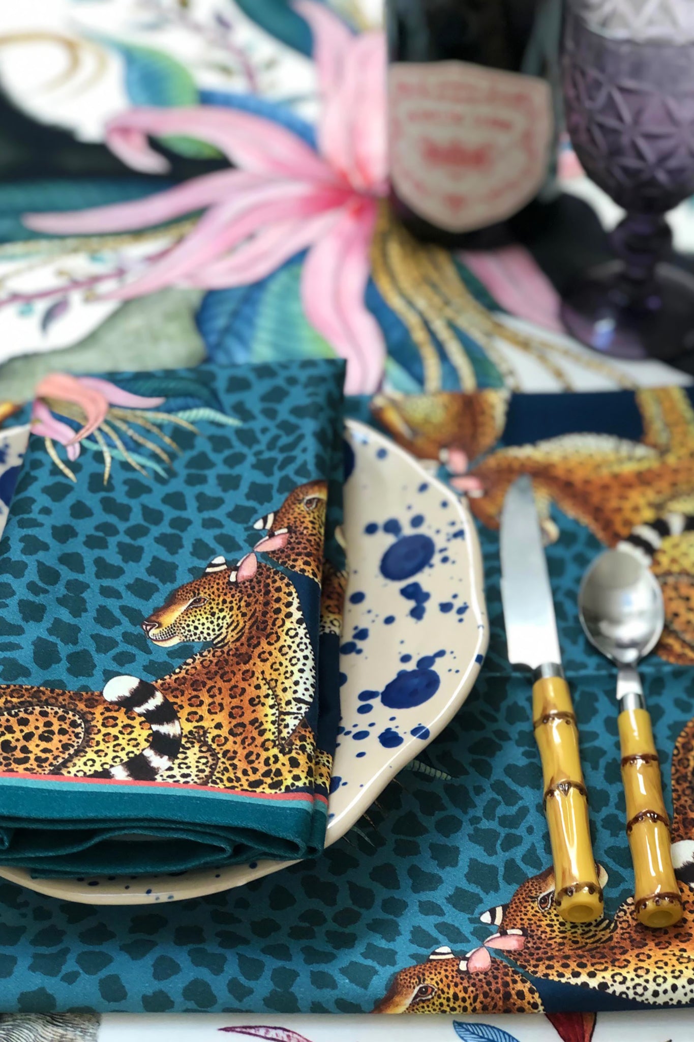 Frost Leopard Lily Napkins (Set of 2)