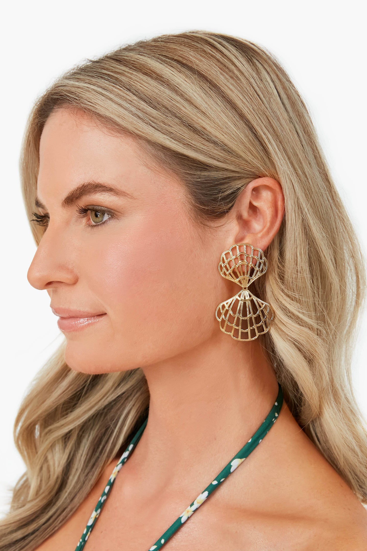 Gold Clamshell Earrings