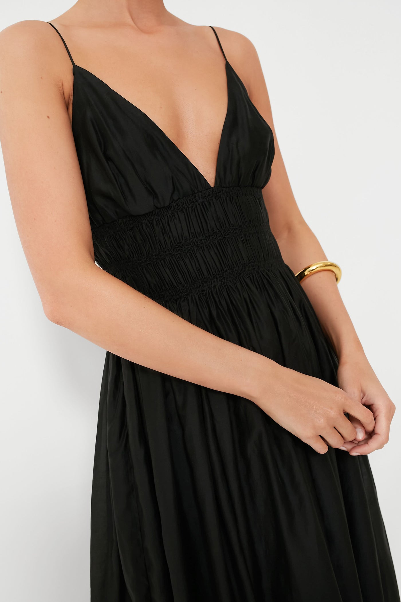 Black Sleeveless V-Neck Maxi Dress | Moon River Black Sleeveless V-Neck Maxi Dress | Moon River
