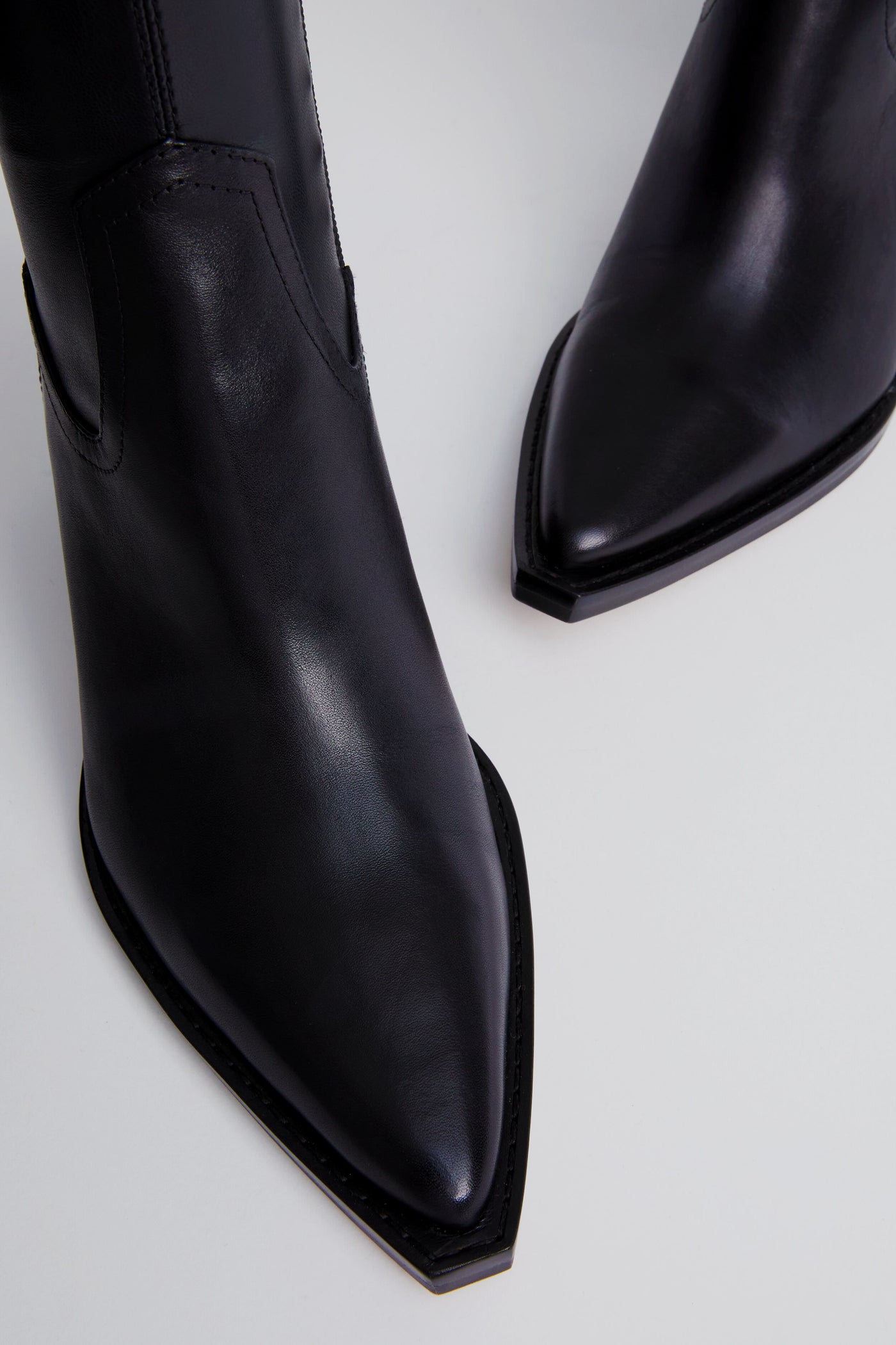 Black Rutger Booties