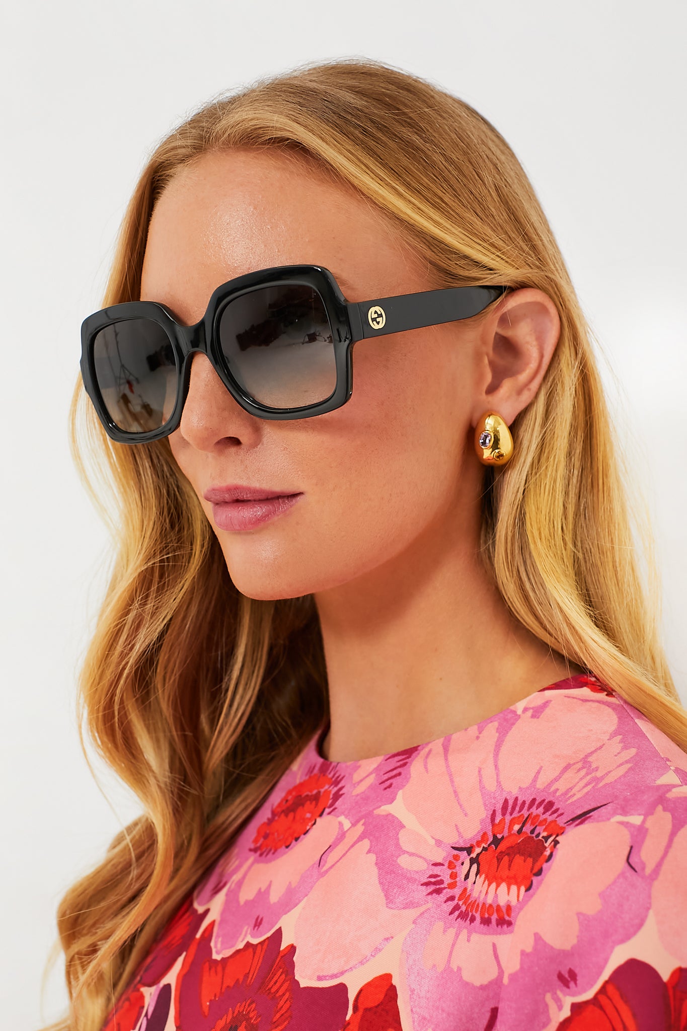 Black Squared Sunglasses