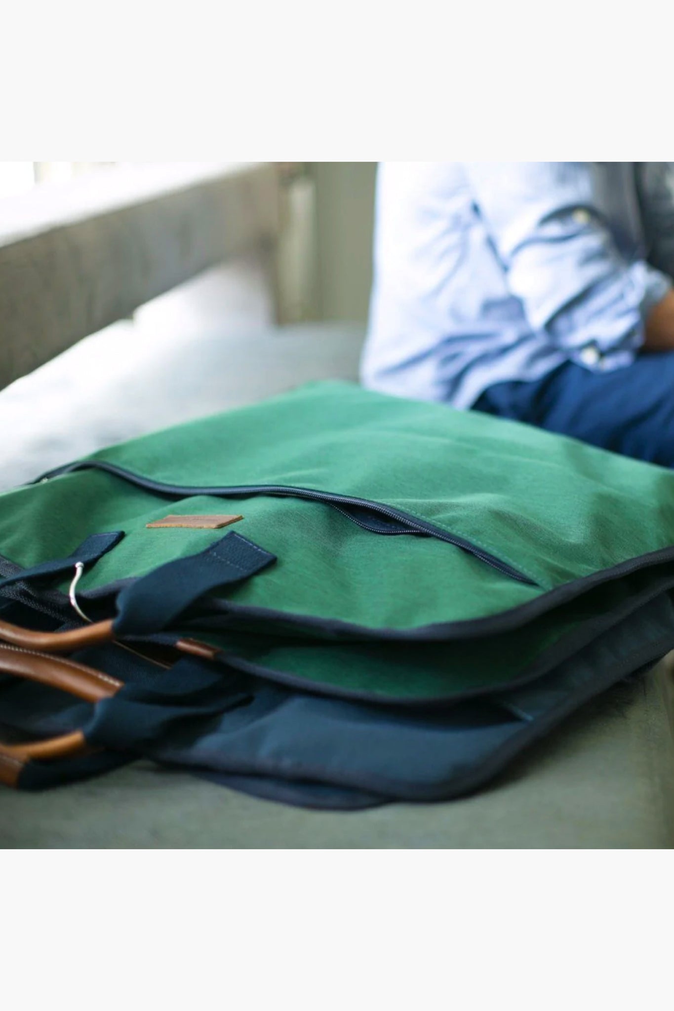 Hunter Green Charleston Garment Bag