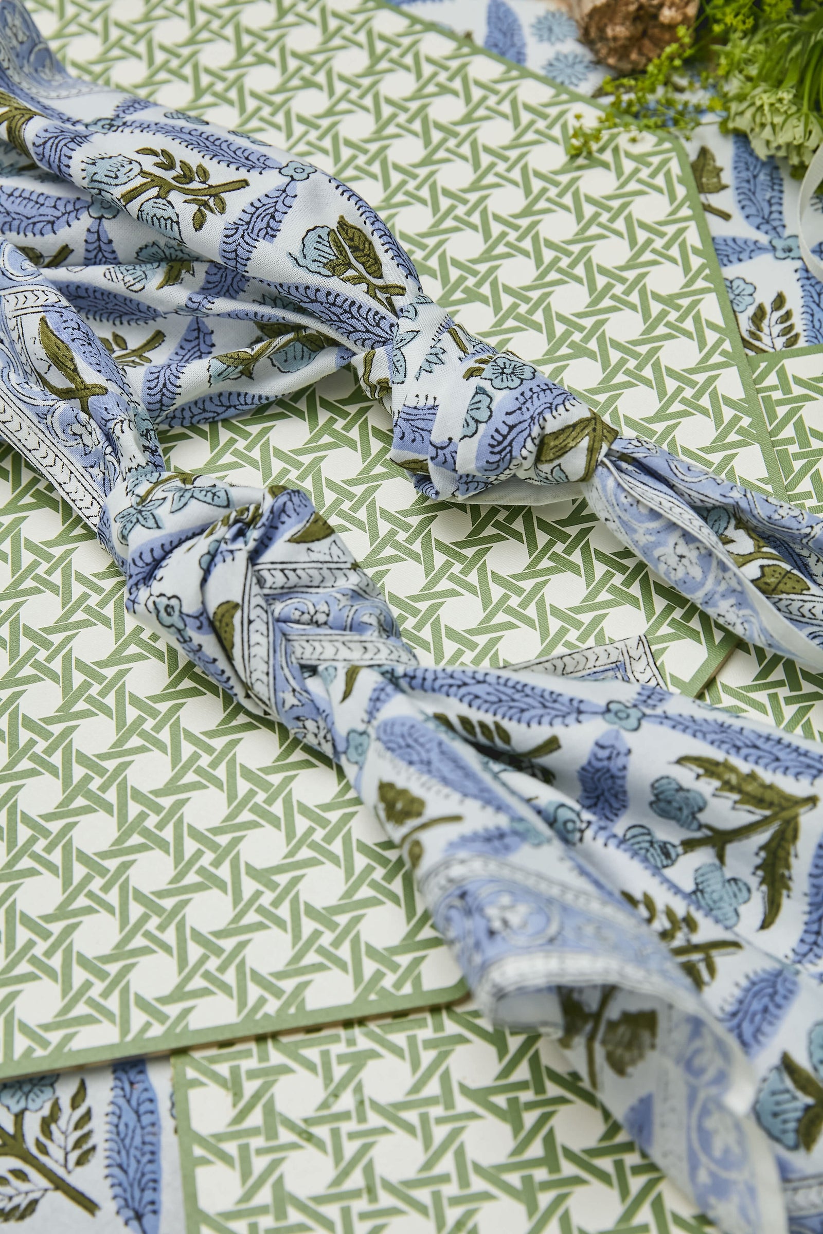 Hydrangea Blue Garden Trellis Napkins Set of 4