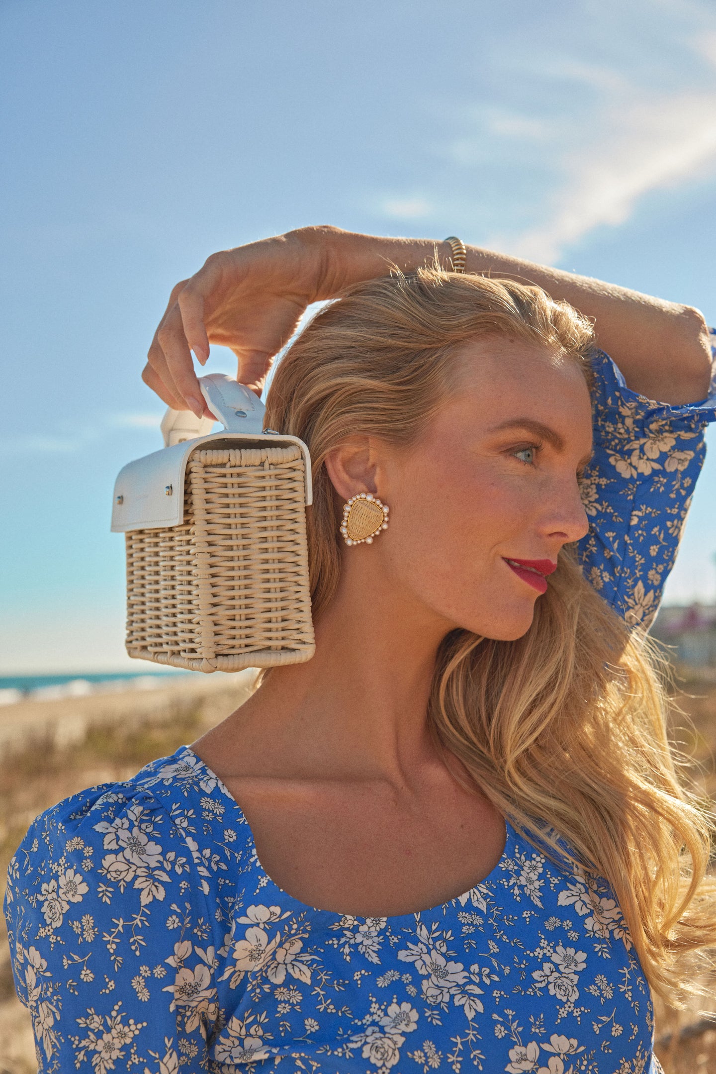 Raffia Corrine Studs