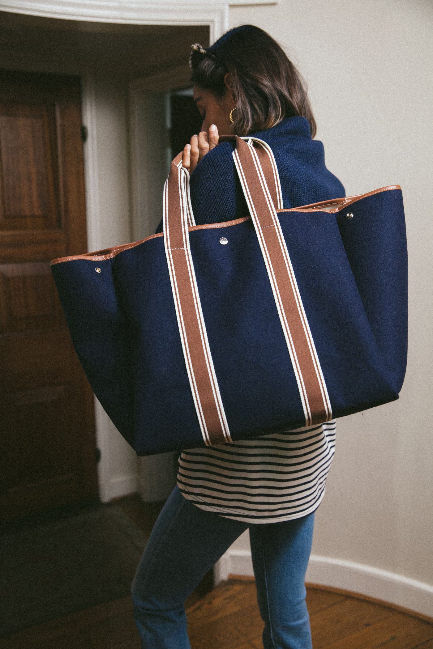 Navy Traversee L Flannel Cruise Tote