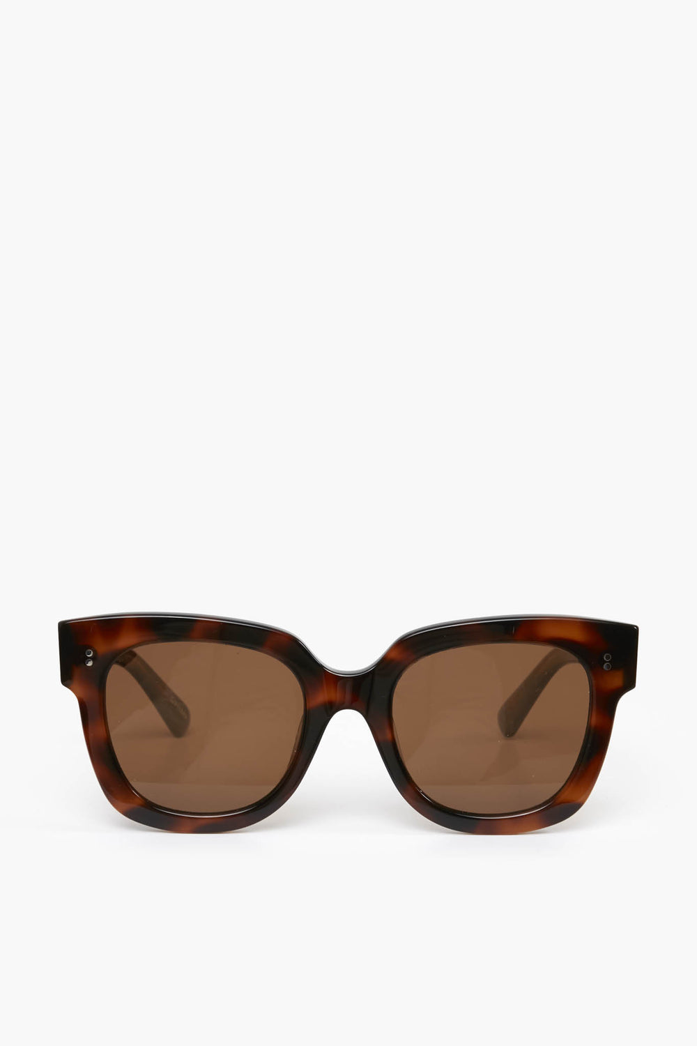 Chimi brown tortoiseshell rectangular sunglasses crafted from acetate, featuring dark lenses and reliable UV protection.