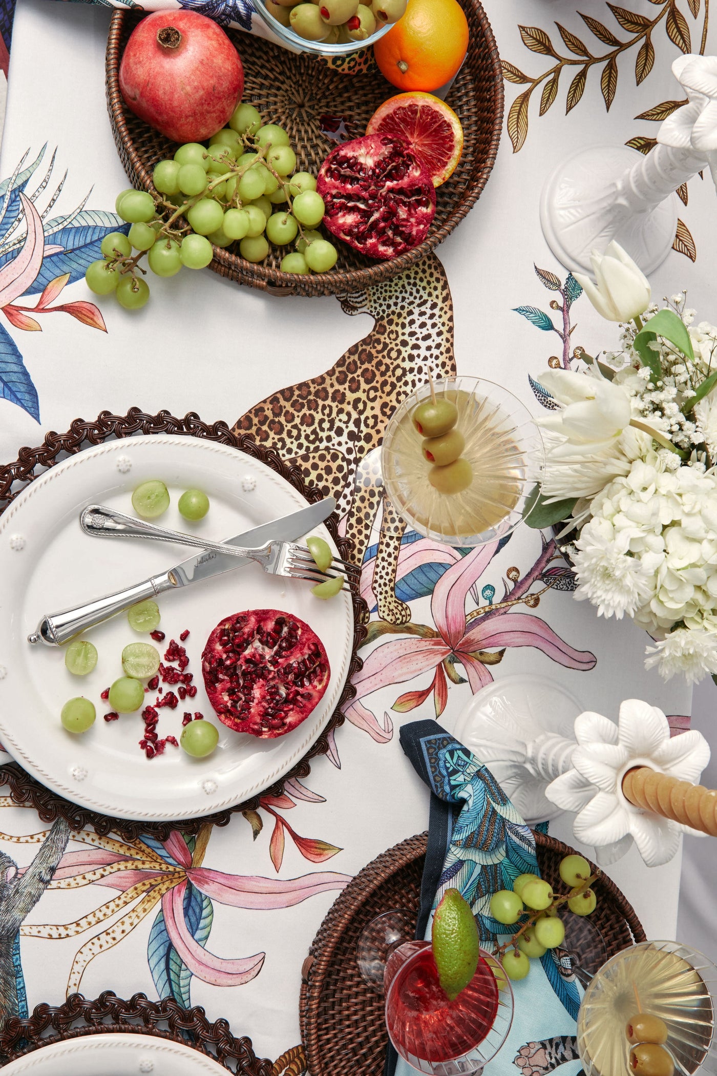 Frost Leopard Lily Tablecloth