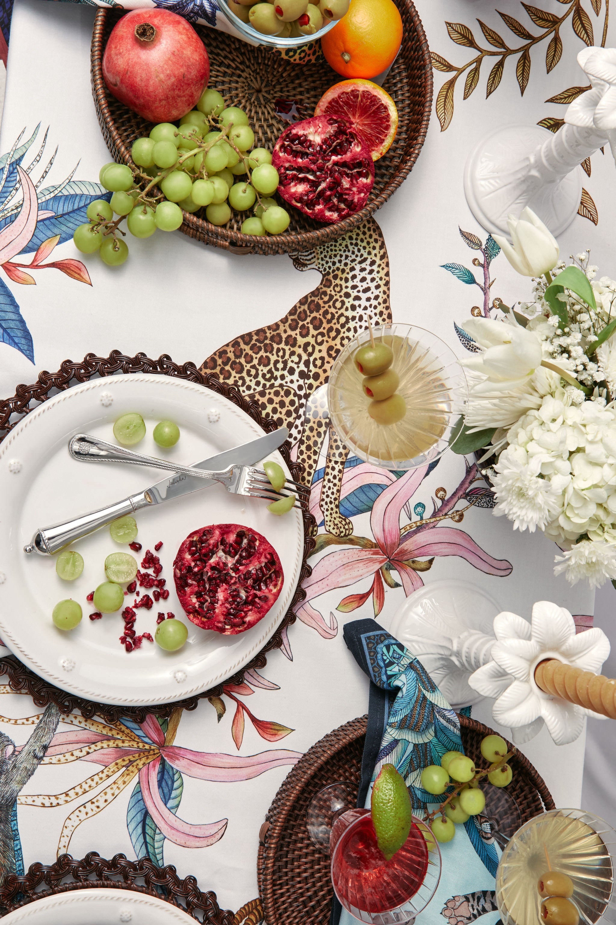 Frost Leopard Lily Tablecloth