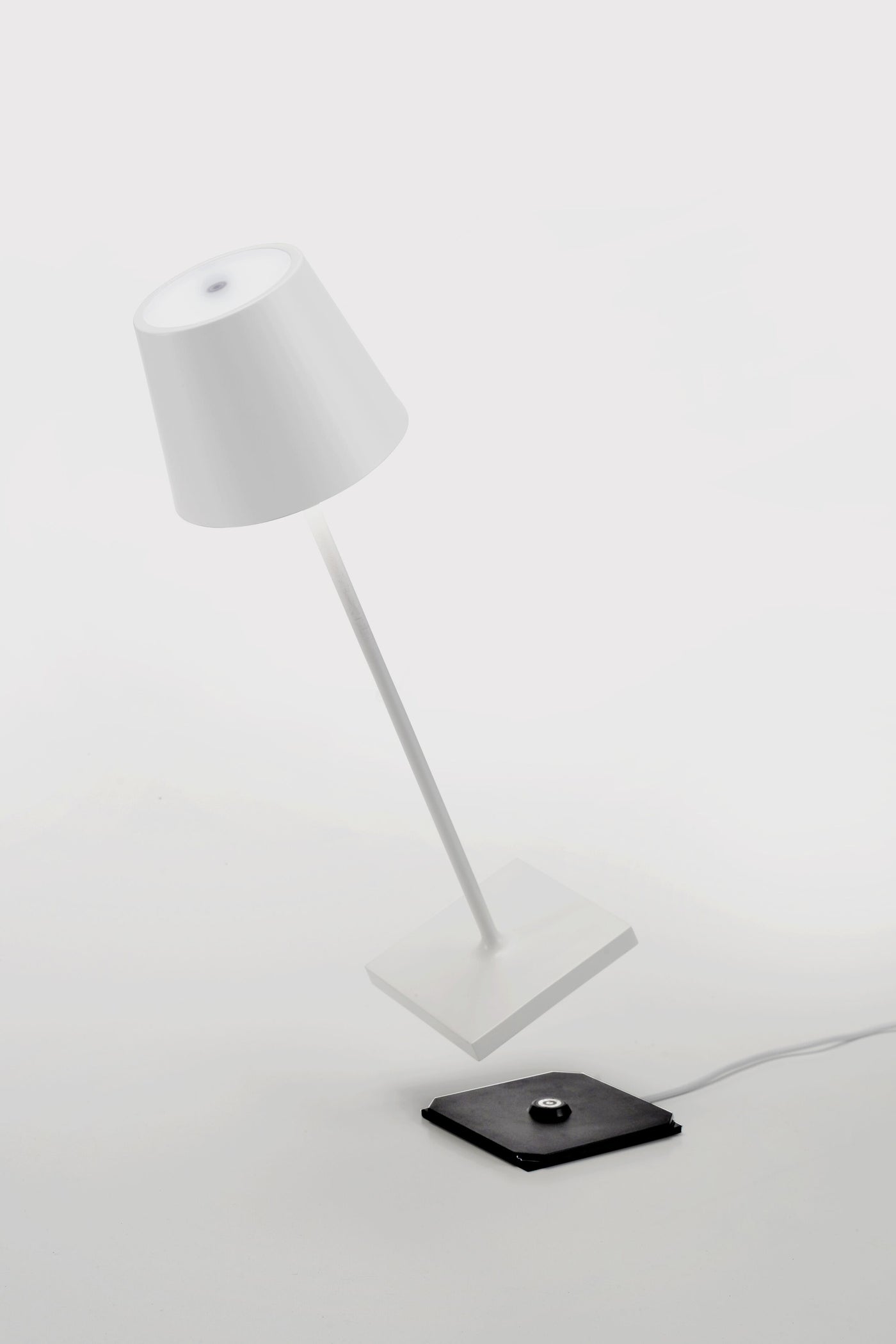 White Poldina Pro Table Lamp