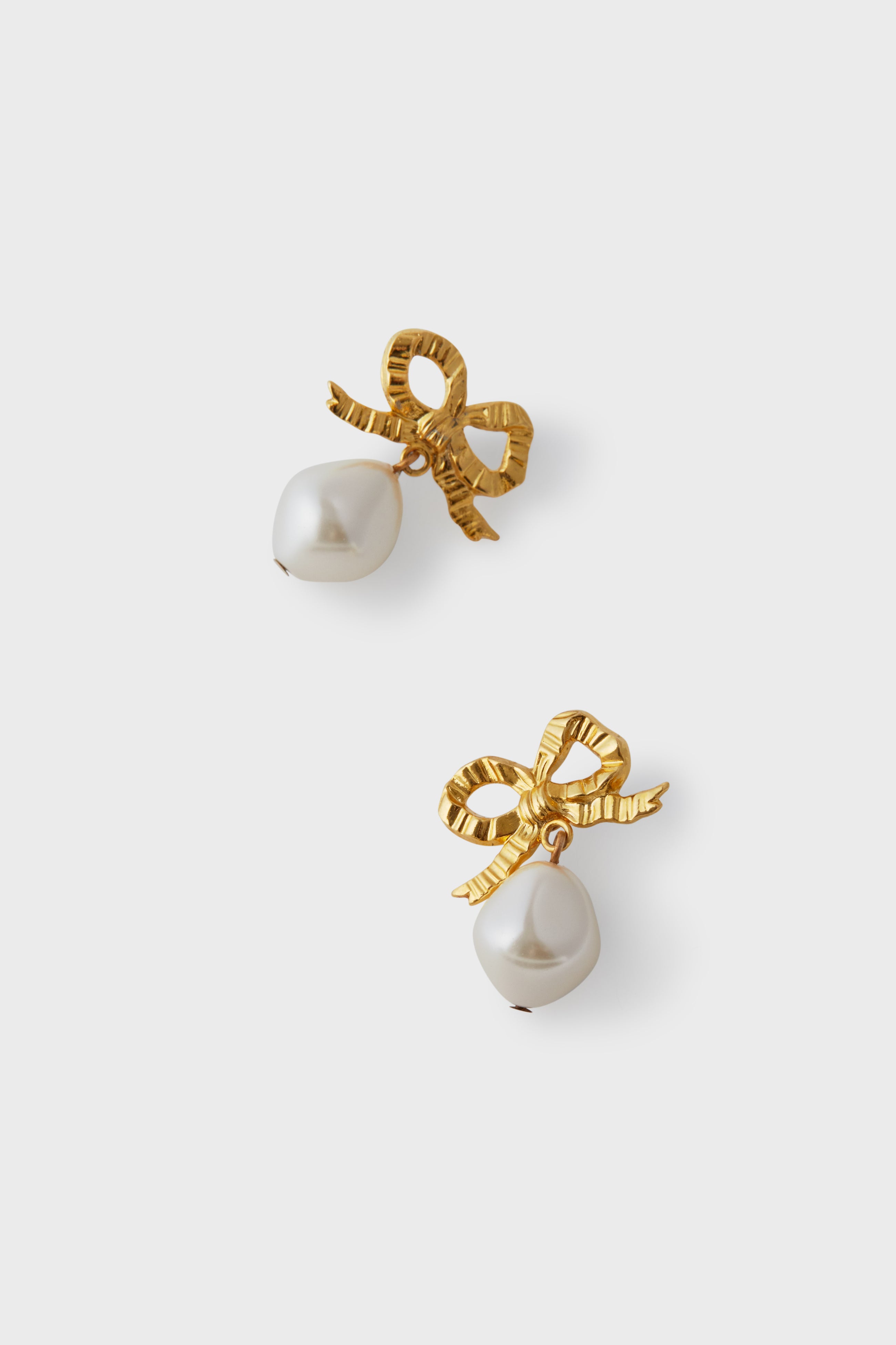 Gold Khloe Earrings