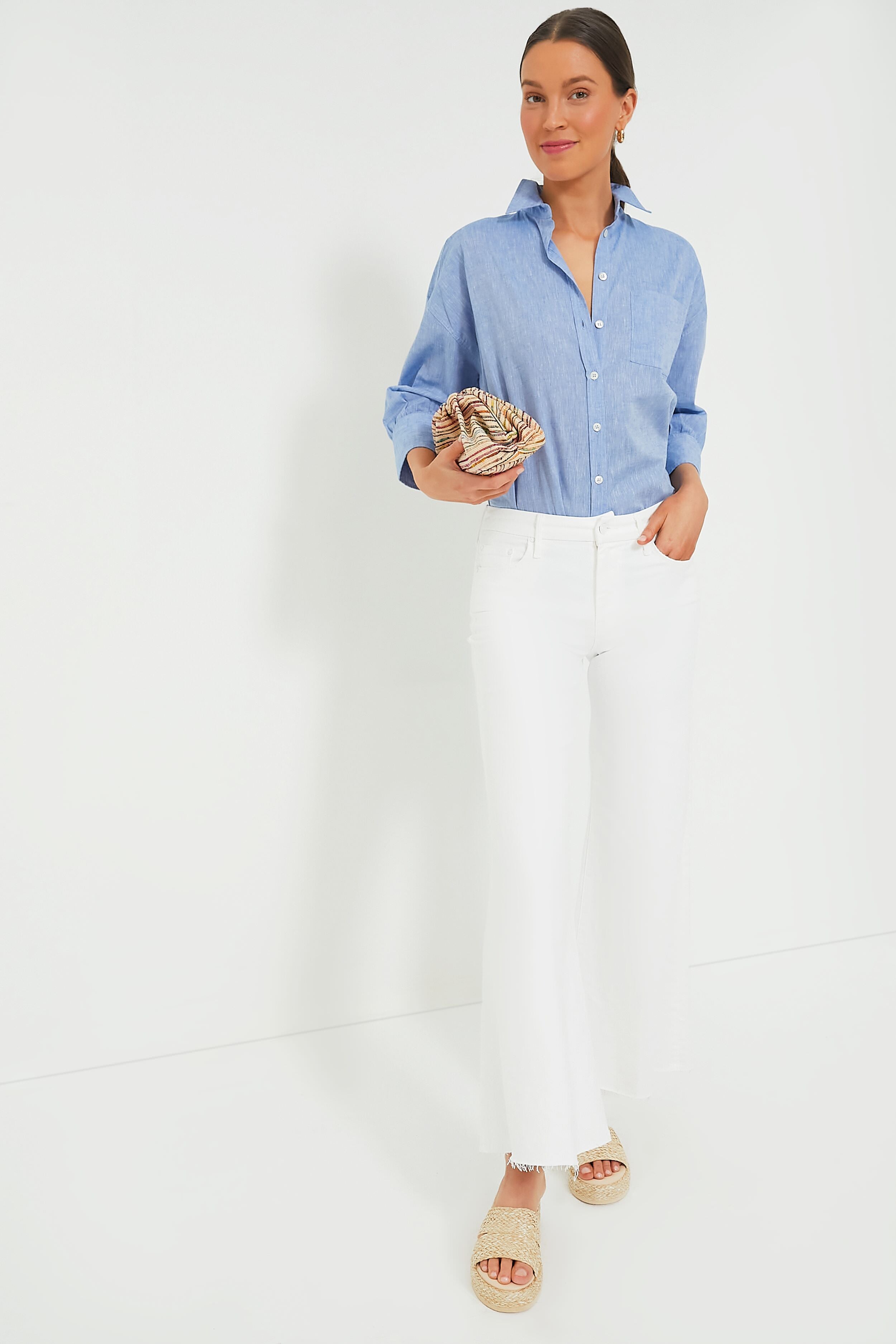 How to Wear a Chambray Shirt - Take It From Nicole
